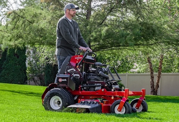 Mowing Lawn Mount Pleasant SC